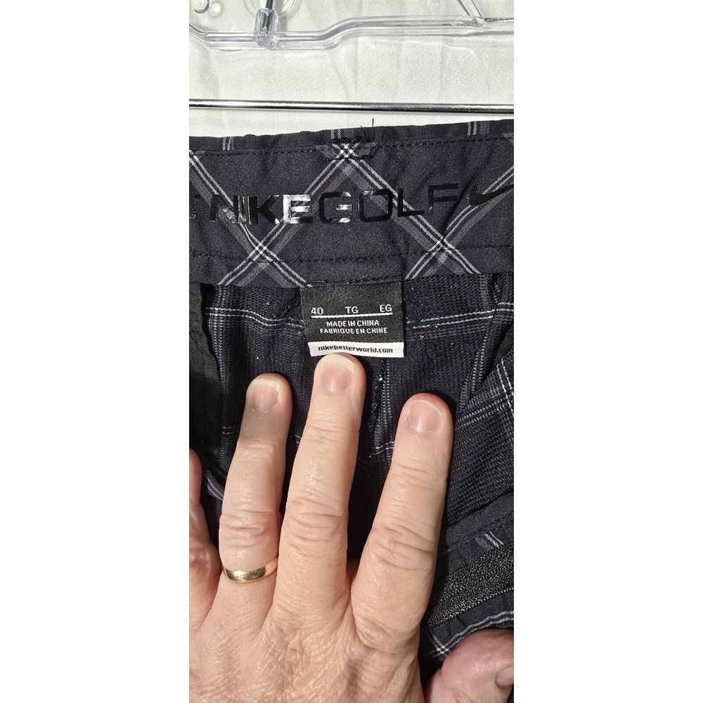Nike Golf Dri-Fit Shorts Mens‎ 40 Black Poly/Spandex Flat Front - Picture 2 of 9